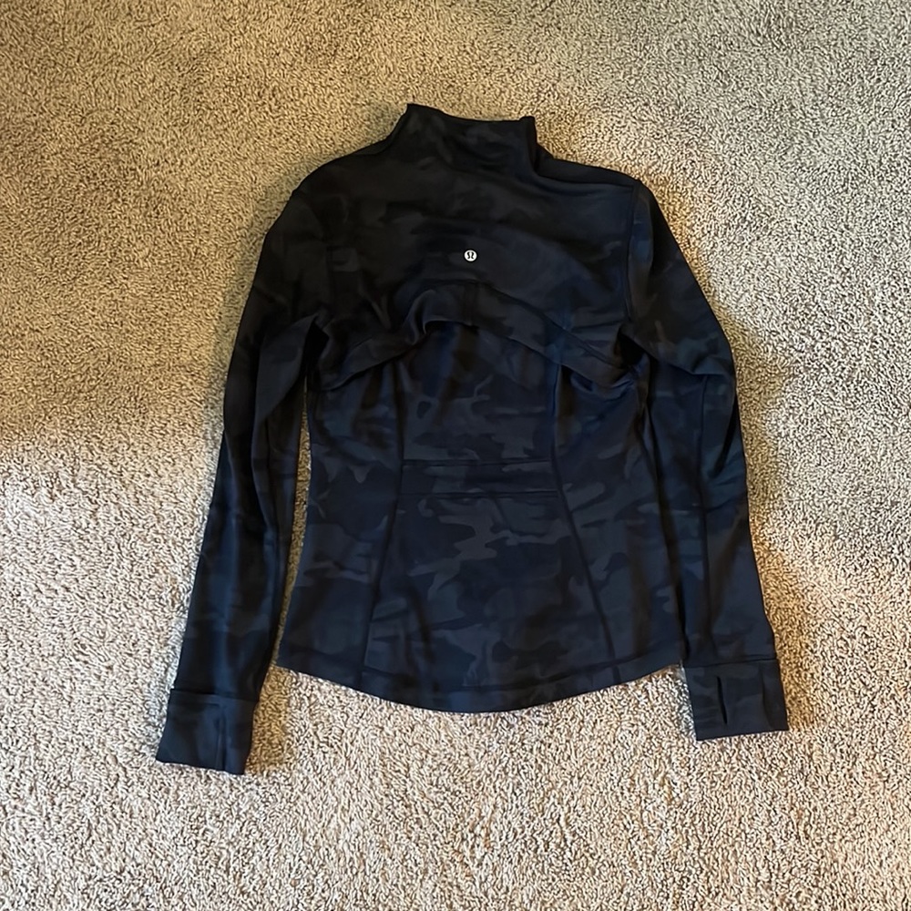 black camo lululemon define jacket - Picture 2 of 2